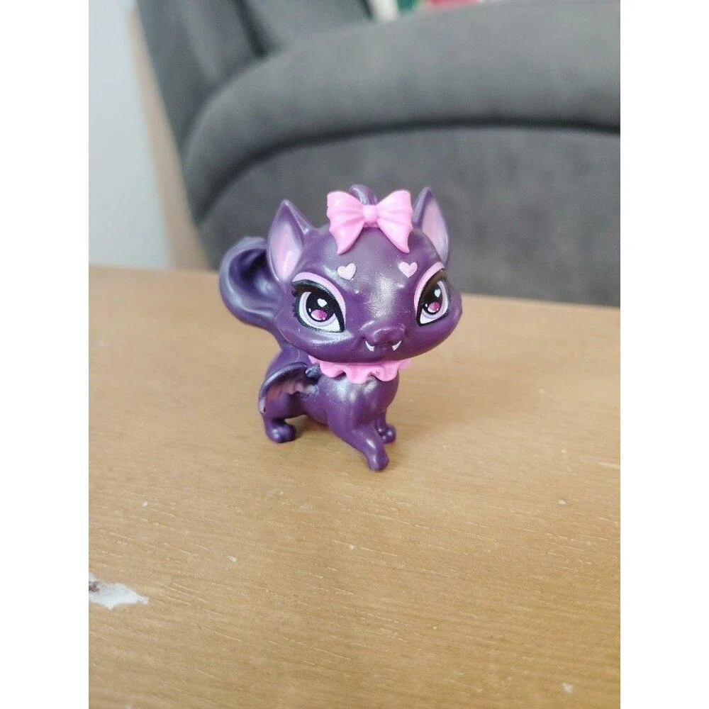 Monster High G3 Core Refresh New Look Draculaura Pet Bat Cat Count Fabulous